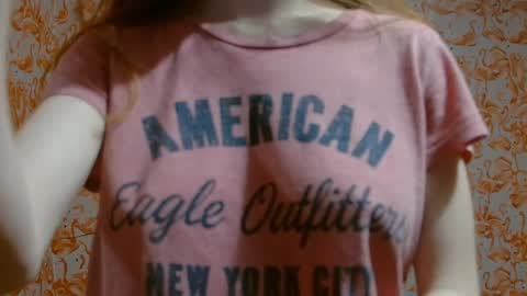 Snapshot of shelikessoymilk chatting on 12/02/24, 12:09 Erika online show from 12/02/24, 12:09