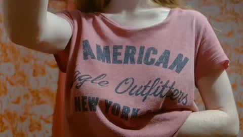 Snapshot of shelikessoymilk chatting on 01/18/25, 05:20 Erika online show from 01/18/25, 05:20