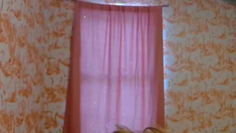 Snapshot of shelikessoymilk chatting on 03/15/26, 06:25 Erika online show from 03/15/26, 06:25