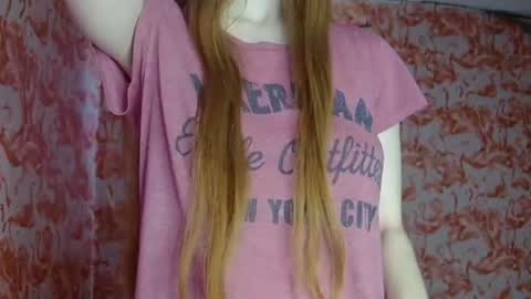 Snapshot of shelikessoymilk chatting on 06/30/26, 04:08 Erika online show from 06/30/26, 04:08