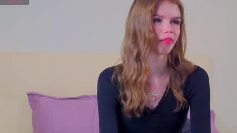 Sofia online show from 10/26/25, 06:19