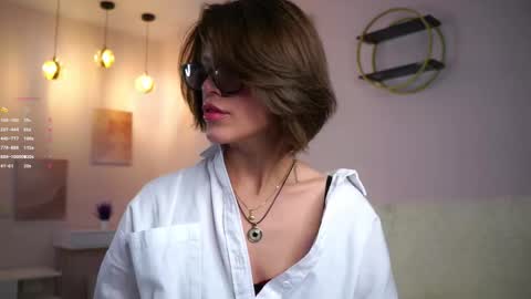 Alex online show from 10/30/25, 01:07