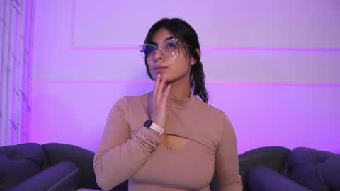  Transmission schedule Monday - Friday 715 am to 200 pm time Colombia  online show from 01/14/25, 12:24