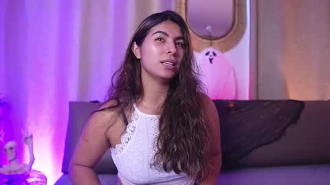  Transmission schedule Monday - Friday 715 am to 200 pm time Colombia  online show from 10/16/25, 02:29