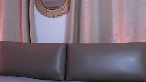  Transmission schedule Monday - Friday 715 am to 200 pm time Colombia  online show from 11/25/25, 12:38