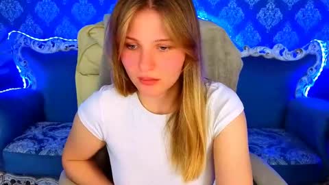 Snapshot of shelmahanni chatting on 04/21/26, 01:39 shelmahanni online show from 04/21/26, 01:39