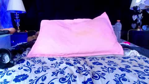 Shelsy online show from 02/19/25, 06:00