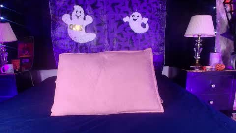 Shelsy online show from 10/10/25, 11:53