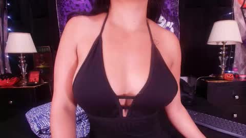 Shelsy online show from 10/12/25, 11:53