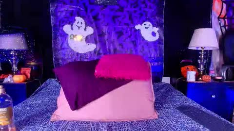 Shelsy online show from 10/14/25, 11:55