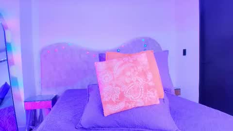 Shelsy online show from 11/29/25, 11:57