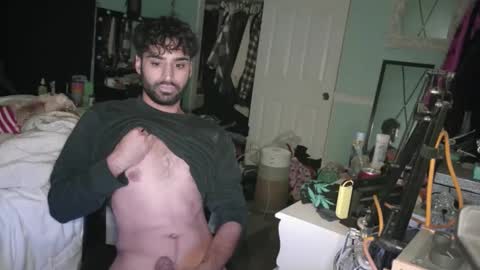 Snapshot of sheluvme7 chatting on 12/14/25, 01:22 sheluvme7 online show from 12/14/25, 01:22