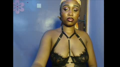 Favour online show from 07/06/26, 03:14