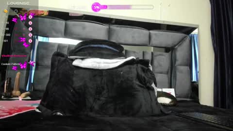  anyela7773 online show from 02/25/25, 08:25