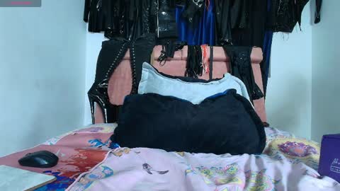 Snapshot of shengyi_blue chatting on 04/07/26, 02:39 anyela7773 online show from 04/07/26, 02:39