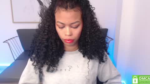 Shenna online show from 02/06/25, 01:32