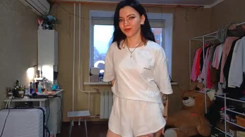 Snapshot of sherleychamblin chatting on 03/18/26, 03:04 sherleychamblin online show from 03/18/26, 03:04