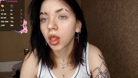 Snapshot of sherleychamblin chatting on 03/23/26, 09:57 sherleychamblin online show from 03/23/26, 09:57