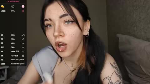 Snapshot of sherleychamblin chatting on 03/28/26, 01:22 sherleychamblin online show from 03/28/26, 01:22