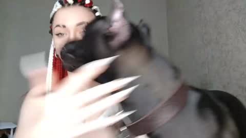 Snapshot of sherleychamblin chatting on 04/01/26, 03:42 sherleychamblin online show from 04/01/26, 03:42