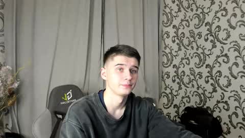 Snapshot of sherlockmax chatting on 11/08/25, 07:23 Max online show from 11/08/25, 07:23