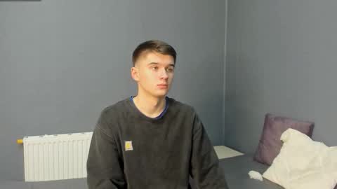 Snapshot of sherlockmax chatting on 11/11/25, 06:41 Max online show from 11/11/25, 06:41