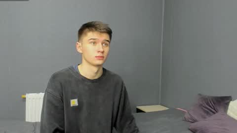 Snapshot of sherlockmax chatting on 11/14/25, 07:56 Max online show from 11/14/25, 07:56