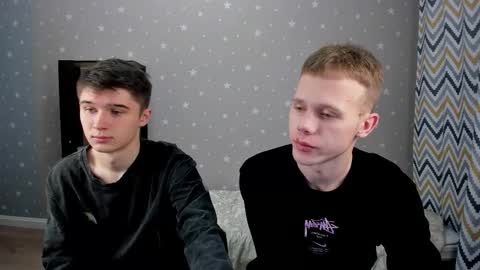 Snapshot of sherlockmax chatting on 11/29/25, 06:11 Max online show from 11/29/25, 06:11