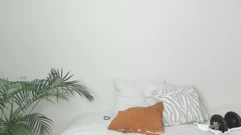 Snapshot of sherlyn_adams69 chatting on 12/14/24, 11:18 Sherlyn Adams online show from 12/14/24, 11:18