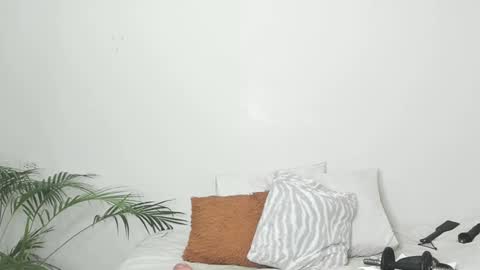 Snapshot of sherlyn_adams69 chatting on 02/15/25, 03:28 Sherlyn Adams online show from 02/15/25, 03:28