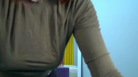 Sherry online show from 03/25/26, 06:41