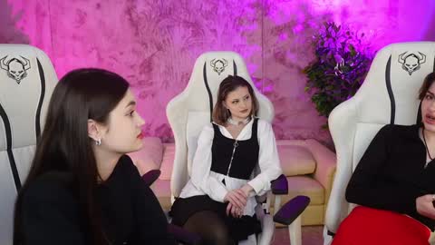 Snapshot of sheryl_elegance chatting on 01/13/25, 02:42 Sheryl online show from 01/13/25, 02:42