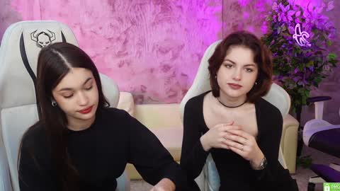 Snapshot of sheryl_elegance chatting on 01/14/25, 02:43 Sheryl online show from 01/14/25, 02:43