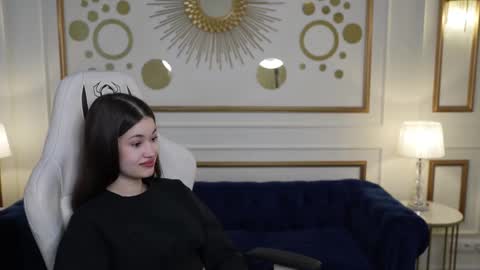 Snapshot of sheryl_elegance chatting on 03/03/25, 11:33 Sheryl online show from 03/03/25, 11:33