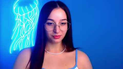 Sheryl online show from 10/04/25, 03:26