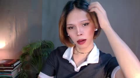 Snapshot of shes_notme chatting on 04/06/26, 01:58 Lana But you can spell it backwards online show from 04/06/26, 01:58