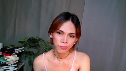 Snapshot of shes_notme chatting on 04/10/26, 10:09 Lana But you can spell it backwards online show from 04/10/26, 10:09