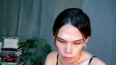 Snapshot of shes_notme chatting on 04/23/26, 09:52 Lana But you can spell it backwards online show from 04/23/26, 09:52