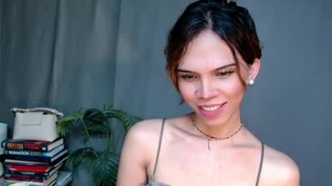 Snapshot of shes_notme chatting on 04/24/26, 07:22 Lana But you can spell it backwards online show from 04/24/26, 07:22