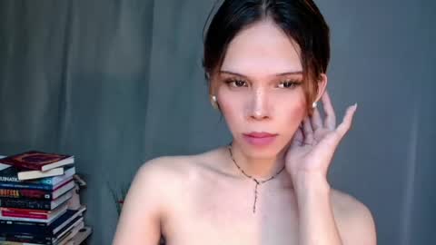 Snapshot of shes_notme chatting on 05/15/26, 05:25 Lana But you can spell it backwards online show from 05/15/26, 05:25