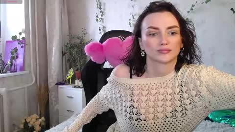 Snapshot of sheslike_firstlove chatting on 01/17/26, 09:36 Vanessa online show from 01/17/26, 09:36