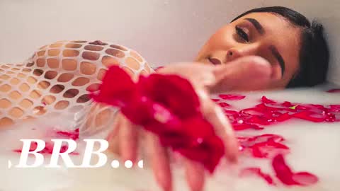 Snapshot of sheylabakerr chatting on 02/09/25, 01:56 Sheyla Bakerr  online show from 02/09/25, 01:56