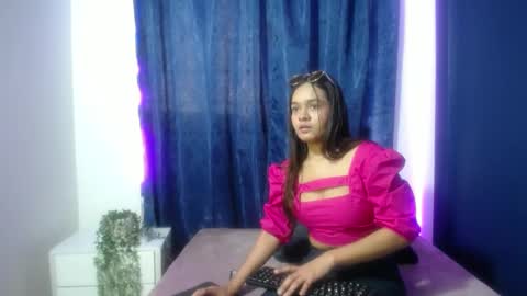 Melissa online show from 09/24/25, 02:20