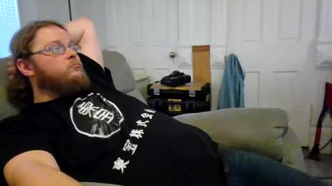 Snapshot of shifty885 chatting on 03/23/26, 08:13 shifty885 online show from 03/23/26, 08:13
