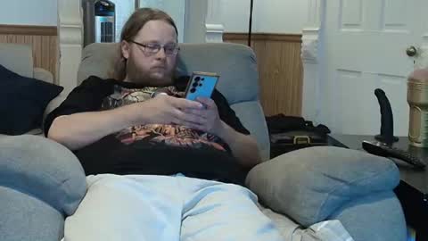 Snapshot of shifty885 chatting on 07/03/26, 06:25 shifty885 online show from 07/03/26, 06:25