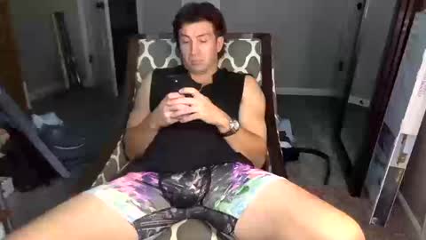 shimmyloe online show from 10/18/25, 09:21