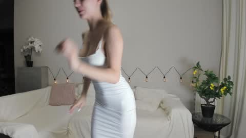 Chanel online show from 12/10/24, 06:28