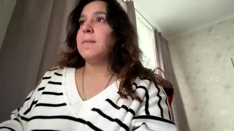 Luisa online show from 09/23/25, 07:33