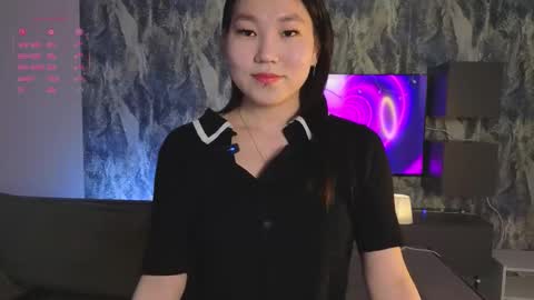 Chika online show from 11/19/25, 03:06