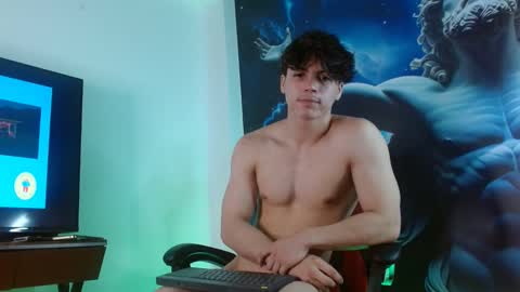 Snapshot of shinobi_grey chatting on 01/05/25, 06:35  .. shinobi .. online show from 01/05/25, 06:35